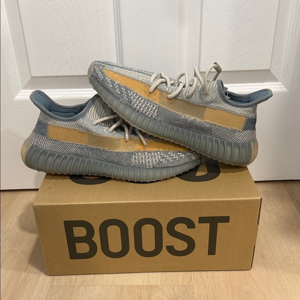 Yeezy 350 V2 Israfi